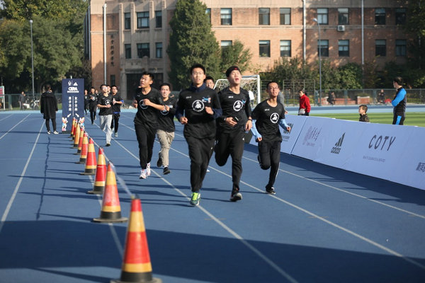 团队协作、勇“橄”拼搏 2025年厦门市青少年橄榄球锦标赛落幕(图1)