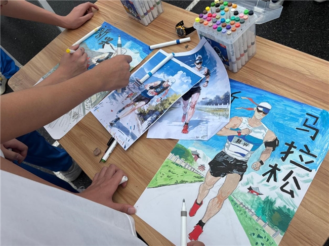 奖牌亮相有惊喜！破9吃鸡！2025新兴半马新闻发布会揭晓最“香”赛事亮点(图5)