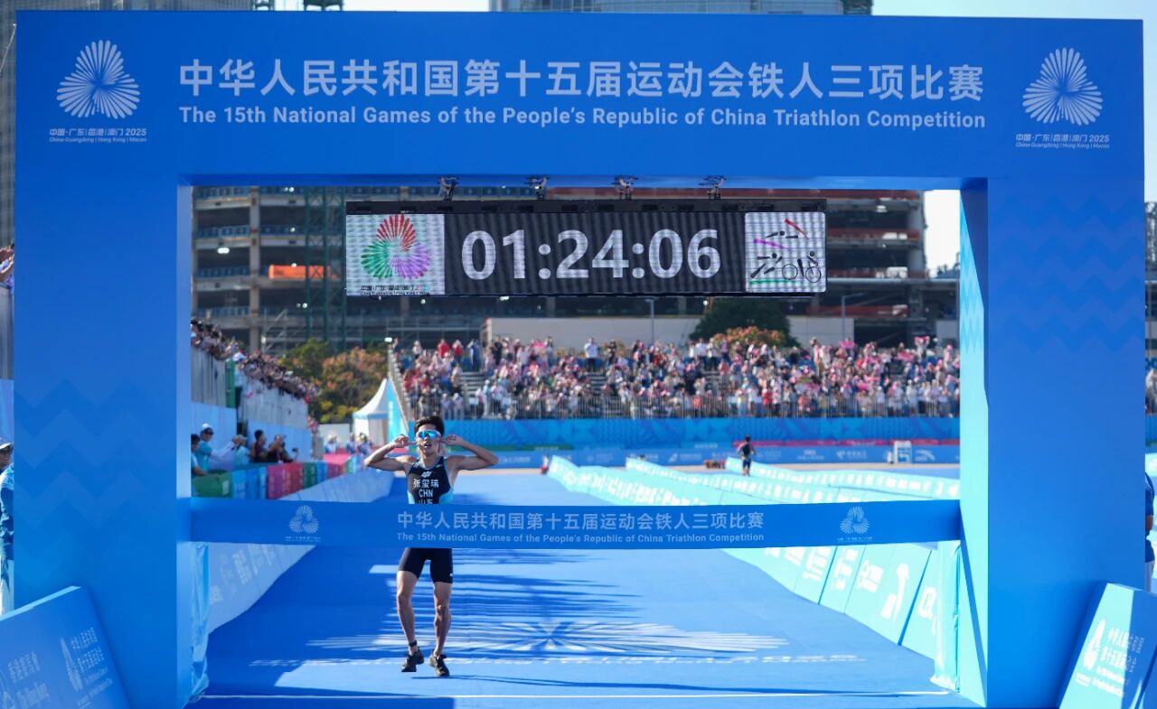 回首2025见证上海赛事经济向消费主场升级；启程2026聆听上赛道迎新奔跑“嘉”速度