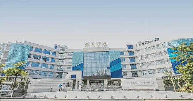 一席难求｜中铁能建阅臻府官方售楼处发布：现楼启幕理想生活新篇(图8)