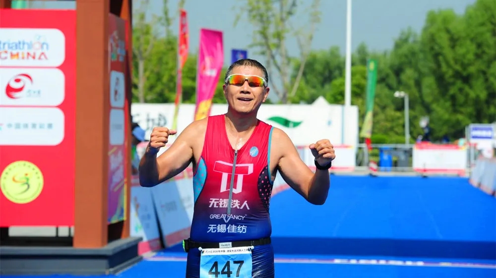 恨铁不成钢！周启豪首局逆转假象随后连输三局1-3不敌科顿无缘16强