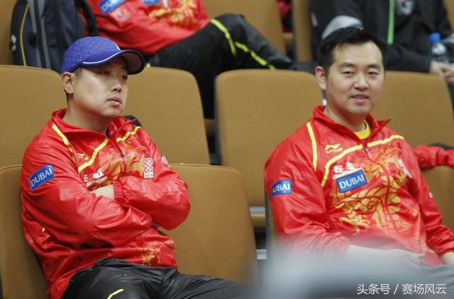 吐槽大会刘国梁调侃孔令辉：我敢亲马龙和张继科他敢亲丁宁？